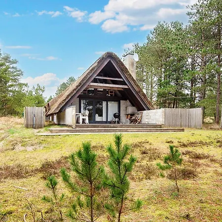 6 Person In Romo-by Traum Vesterhede