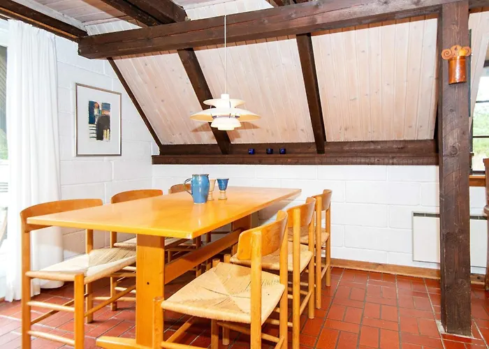 6 Person In Romo-by Traum Vesterhede